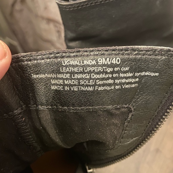 Lucky 🍀 Brand Black Leather Chunky Heel Bootie - Picture 5 of 9